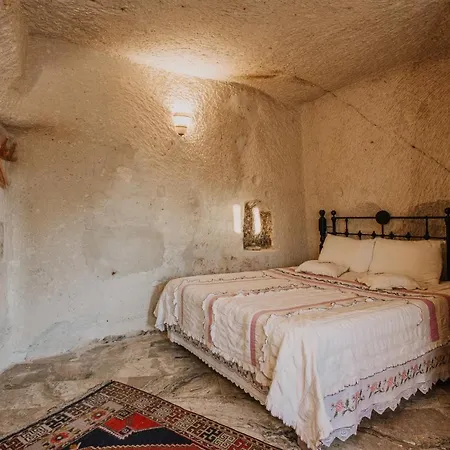 Village Cave House Goreme