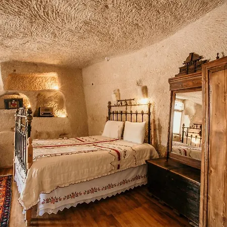 Hotel Village Cave House