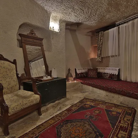 Village Cave House 2*