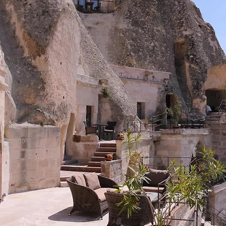 Hotel Village Cave House 2*