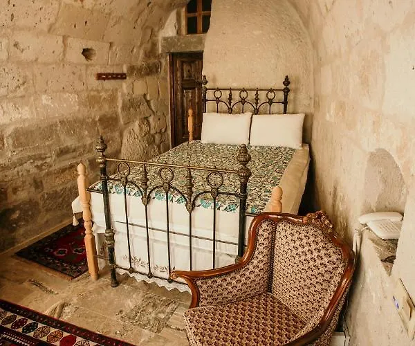 Village Cave House 2*