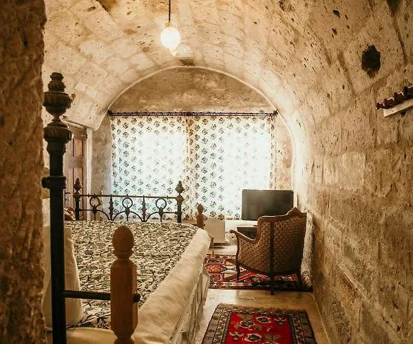 ヴィレッジ ケーブ ハウス ホテル ギョレメ