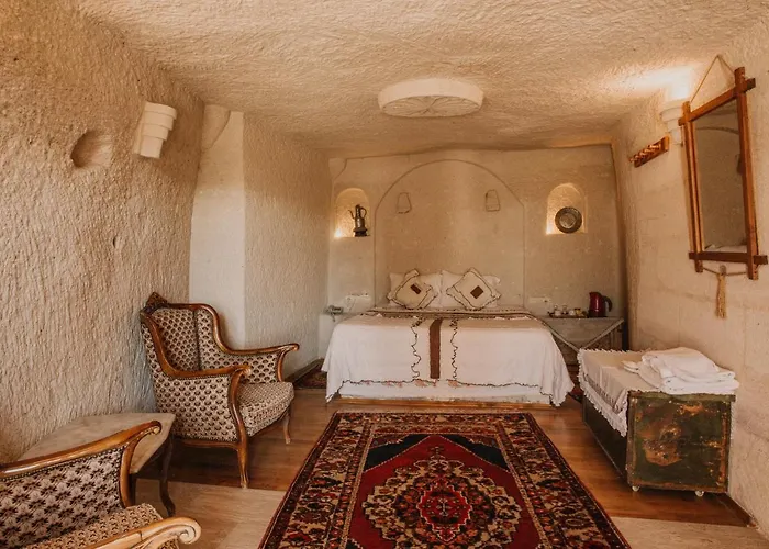 Village Cave House Hotel 2*