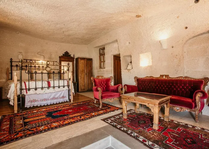 ホテル ヴィレッジ ケーブ ハウス 2*