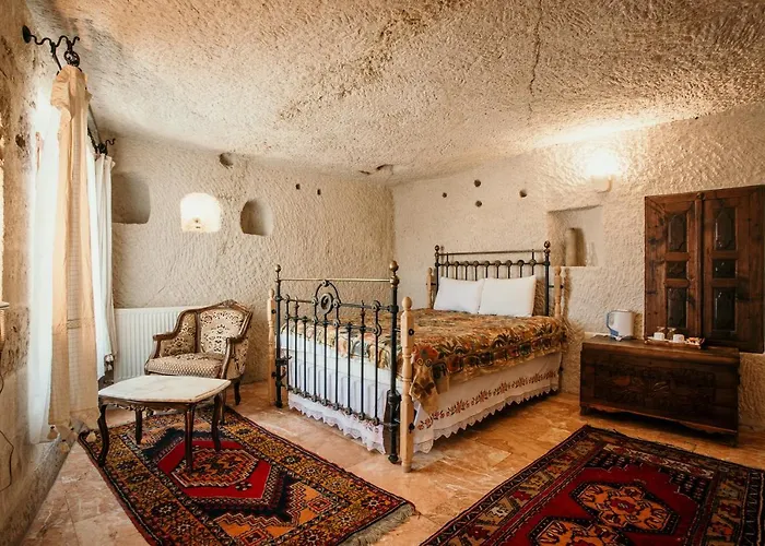 Village Cave House 2*