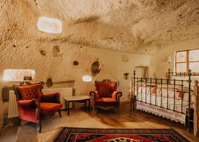 ホテル ヴィレッジ ケーブ ハウス ギョレメ