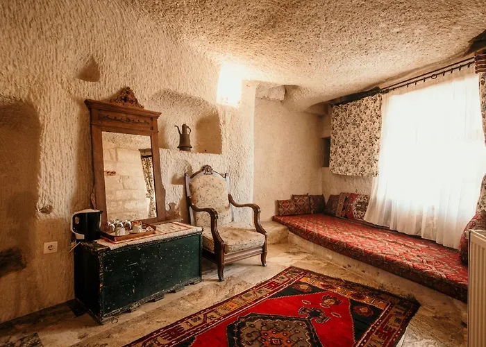 Village Cave House Hotel 2*