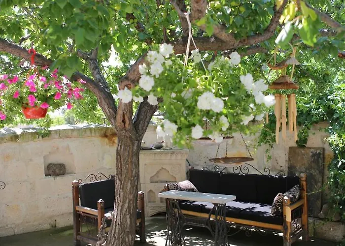 ホテル ヴィレッジ ケーブ ハウス ギョレメ